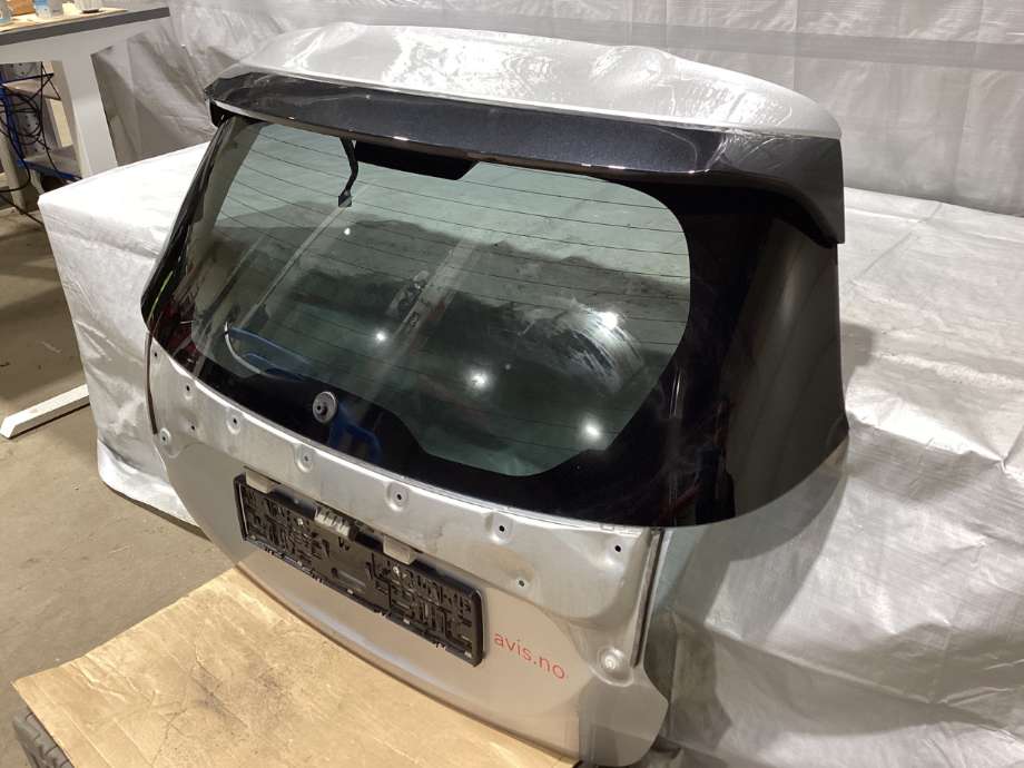 Bakluke combi til Toyota Yaris 2020-->> (Type IV)  (TOYOTA|67005K0030|)
