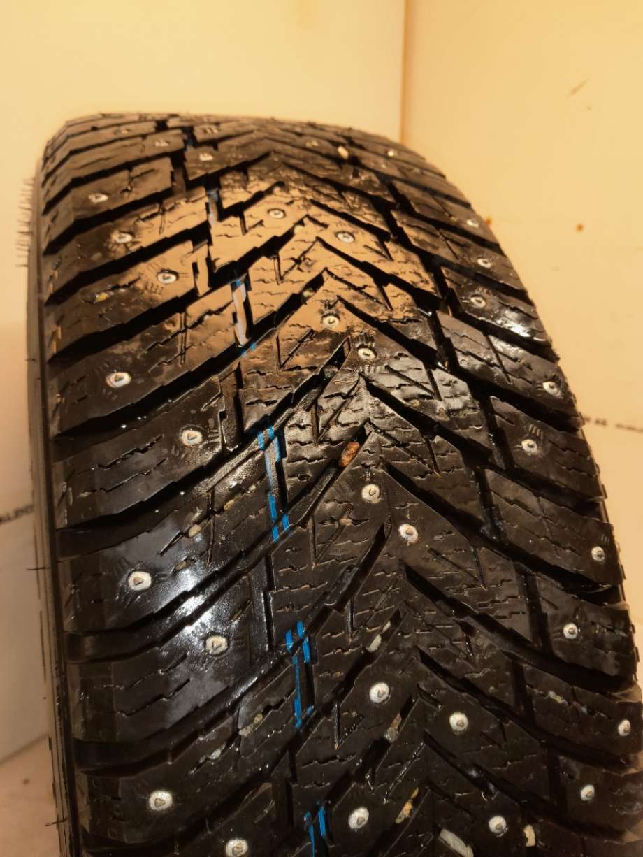 Hjulsett aluminium vinter til Toyota Yaris Cross (SUV) 2021-->>  (TOYOTA|215/55R17 98T|5X114;9 ET 50 NAV 58|)