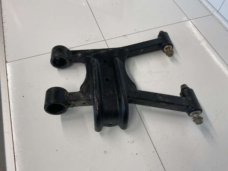 Bærebru venstre bak til ATV ATV diverse merker 0-->>  (POLARIS SPORTSMAN TOURING 570|1023570-458|)