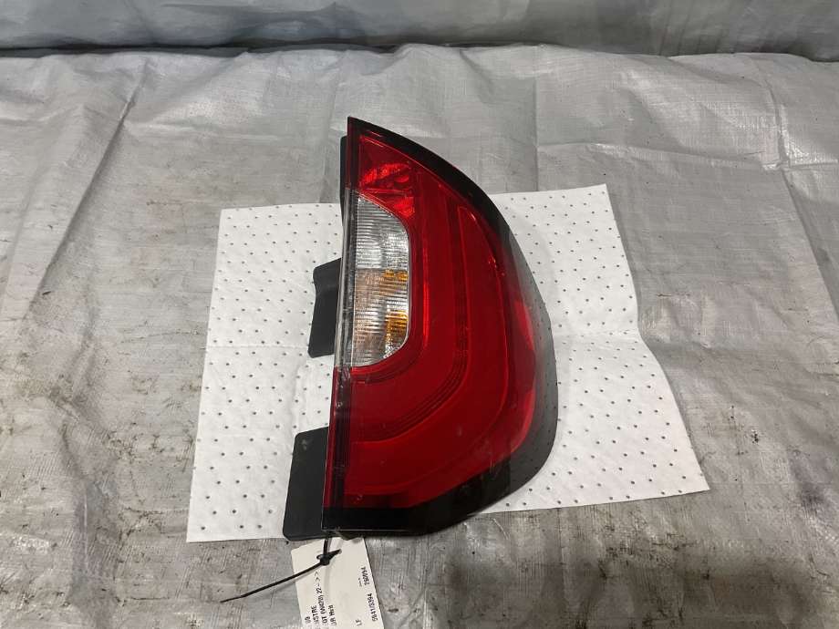 Baklykt venstre til Mercedes Citan 2021-->> (W420) (W420) (MERCEDES|A 420 906 13 00|)