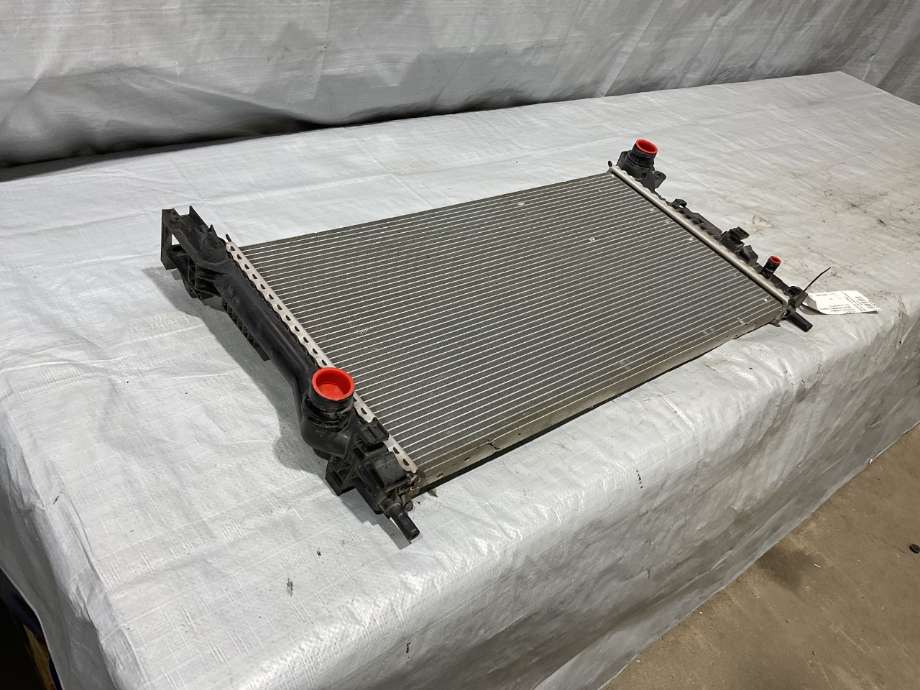 Radiator (automat gir) til Volvo V90 / V90 CC / S90 2016-->>  (VOLVO|32224829|)