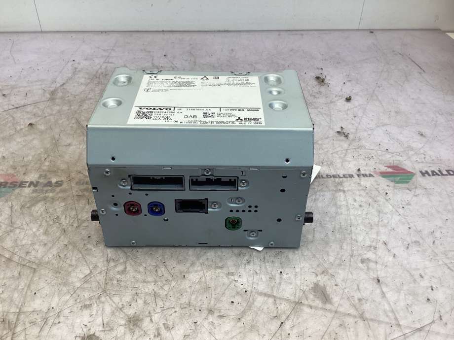 Bilstereo navigasjon til Volvo V90 / V90 CC / S90, 2016-->>  (VOLVO|36010560)