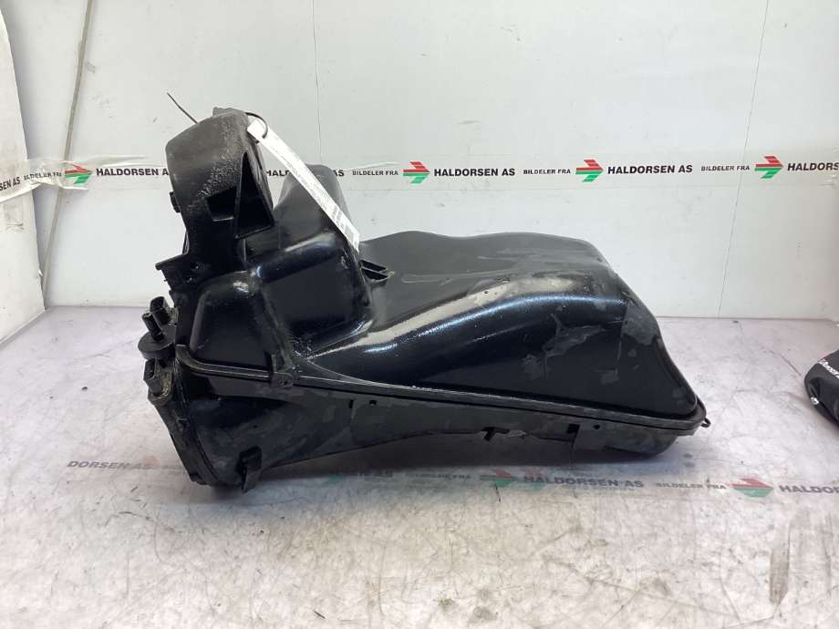 AdBlue tank til Volvo V90 / V90 CC / S90 2016-->>  (VOLVO|31405814|)