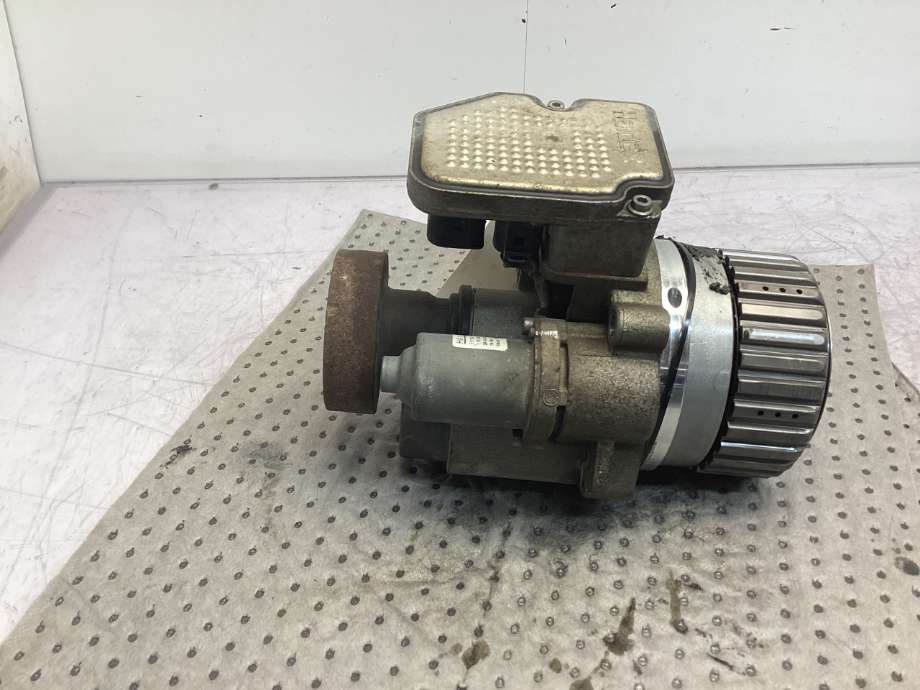 Mellomaksel viskosekobling til Ford Kuga 2008-2012 (Type I)  (FORD|1737040|)