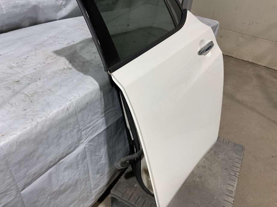 Dør venstre bak til Nissan Leaf 2018-->> (Type II)  (NISSAN|H21015SLMB|)