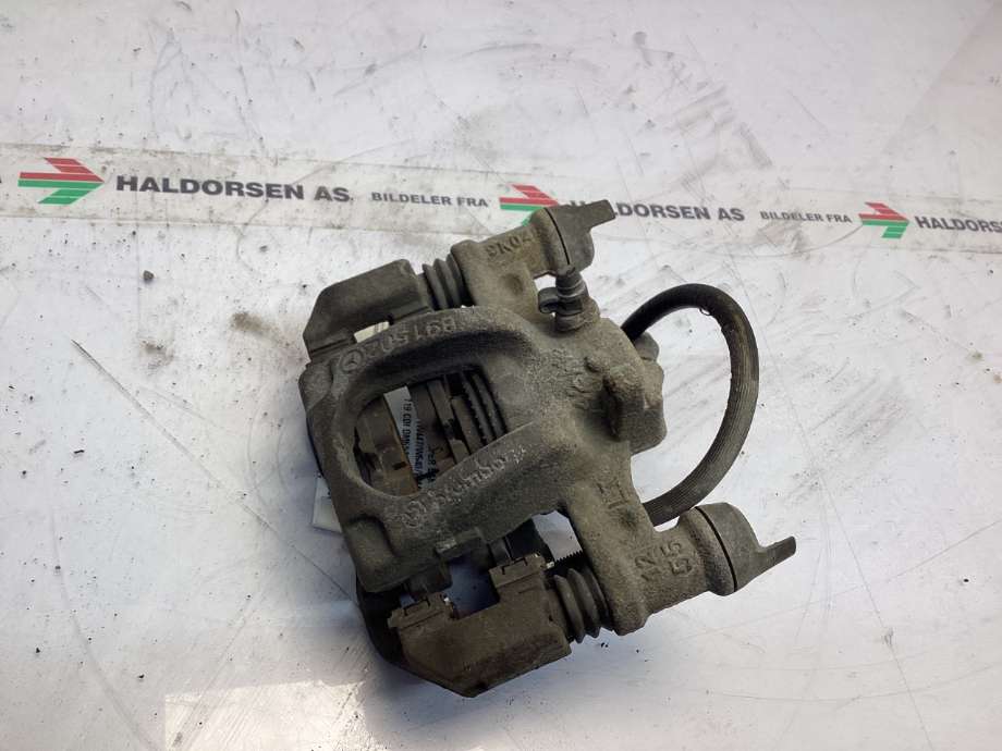 Bremsecaliper venstre bak til Mercedes Vito 2014-->> (W447) (W447) (MERCEDES|A 447 420 06 83|)