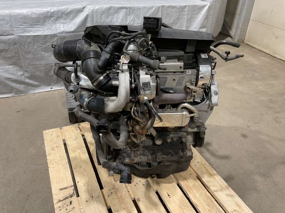 Motor diesel til VW Golf, Plus/Cross 2009-2013 (Fase 2)  (VOLKSWAGEN|03L 100 036 L|CAYC|)
