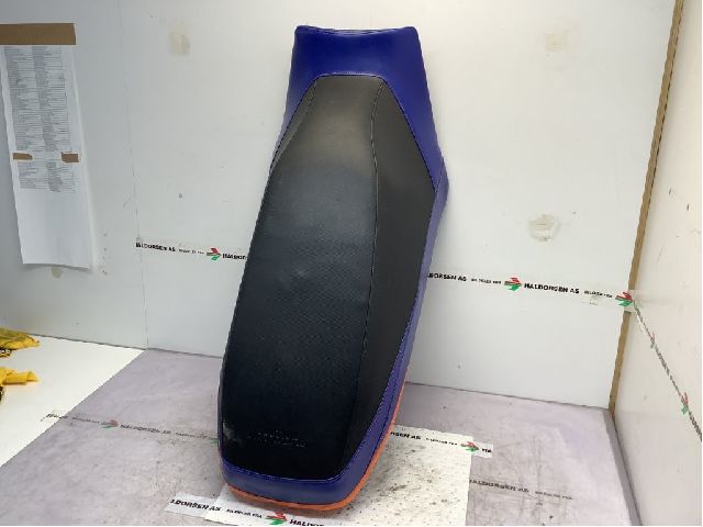 MC, Sal/sete, fremre til Snøscooter Yamaha øvrige, 0-->>  (YAMAHA SIDEWINDER TURBO X-TX14|8MT-F4710-50-00)