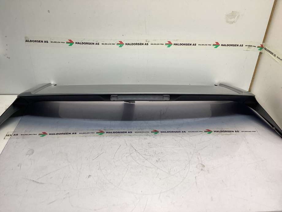 Spoiler bakluke til Toyota Yaris Cross (SUV), 2021-->>  (760850D910)