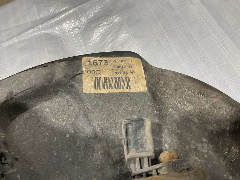 Hjulspindel høyre foran til VW Transporter / Caravelle 2019-->> (T6.1) (T6.1) (VOLKSWAGEN|7H8 407 258 C|7H0 498 611|)