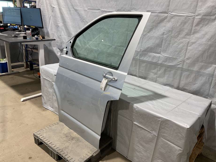 Dør venstre foran til VW Transporter / Caravelle 2019-->> (T6.1) (T6.1) (VOLKSWAGEN|7LA 831 055 A|)
