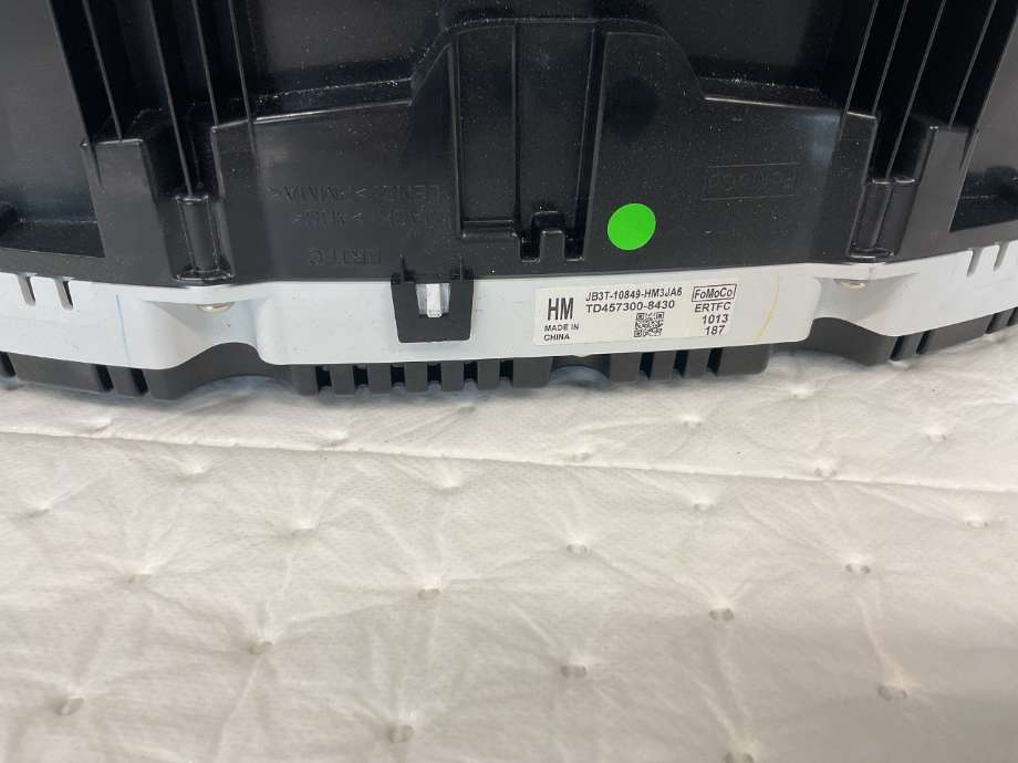 Instrumentpanel til Ford Ranger / Ranger Raptor 2015-2022  (FORD|JB3T-10849-HM3JA6|)