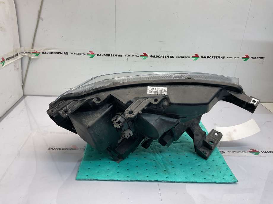 Frontlykt venstre halogen til Ford Ranger / Ranger Raptor 2015-2022  (FORD|JB3B-13E015-BA|)