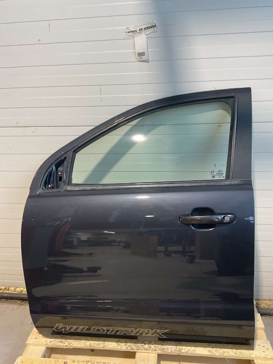 Dør venstre foran til Ford Ranger / Ranger Raptor 2015-2022  (FORD|DB39-2620125-CB|)