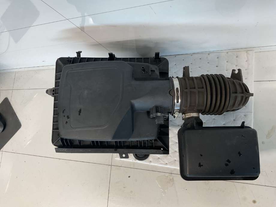 Luftfilterboks til Ford Ranger / Ranger Raptor 2015-2022  (FORD|JB3G-9600-AB|)