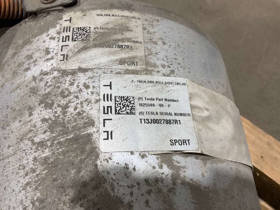 Motor elbil bak til Tesla Model S 2013-2016 (Fase 1)  (TESLA|1002633-01-P|)