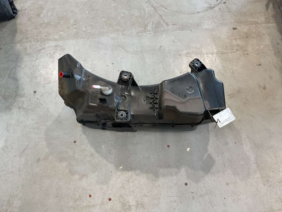 AdBlue tank til Ford Ranger / Ranger Raptor, 2015-2022  (FORD|JB3G-5J228-BG)