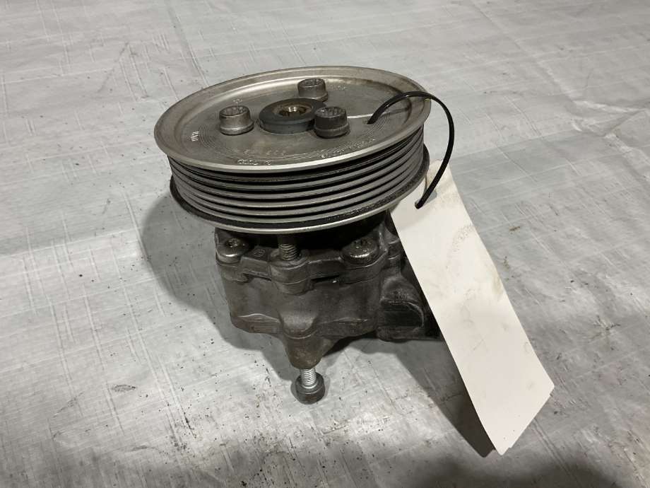 Servo pumpe mekanisk til VW Touareg 2010-2018 (Type II)  (VOLKSWAGEN|7P6 422 154 A|)