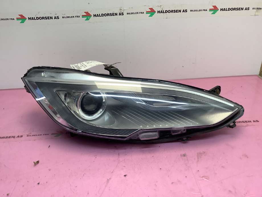 Frontlykt høyre halogen til Tesla Model S, 2013-2016 (Fase 1)  (TESLA|6005911-00-C)