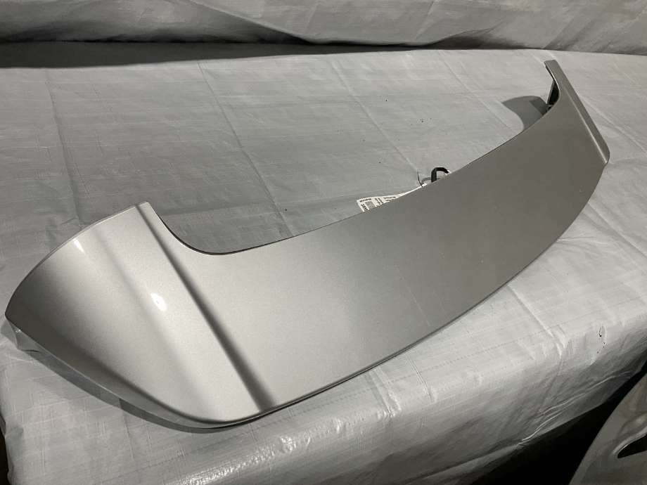 Spoiler bakluke til Toyota RAV4, 2013-2015 (Type IV, Fase 1)  (TOYOTA|6810542160)