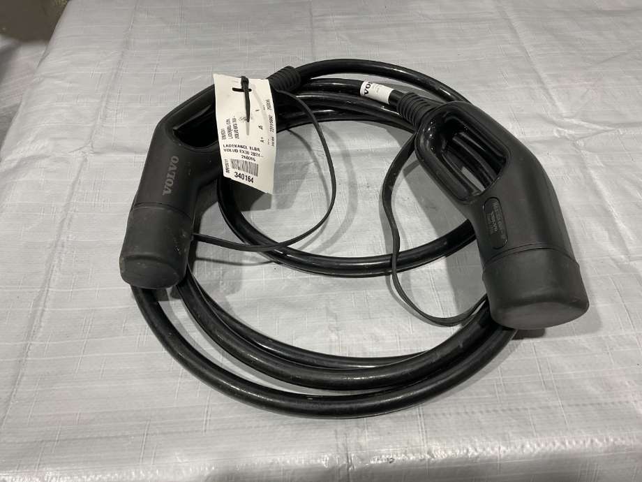 Batterilader kabel til Volvo EX30, 2023-->>  (VOLVO|80010311)