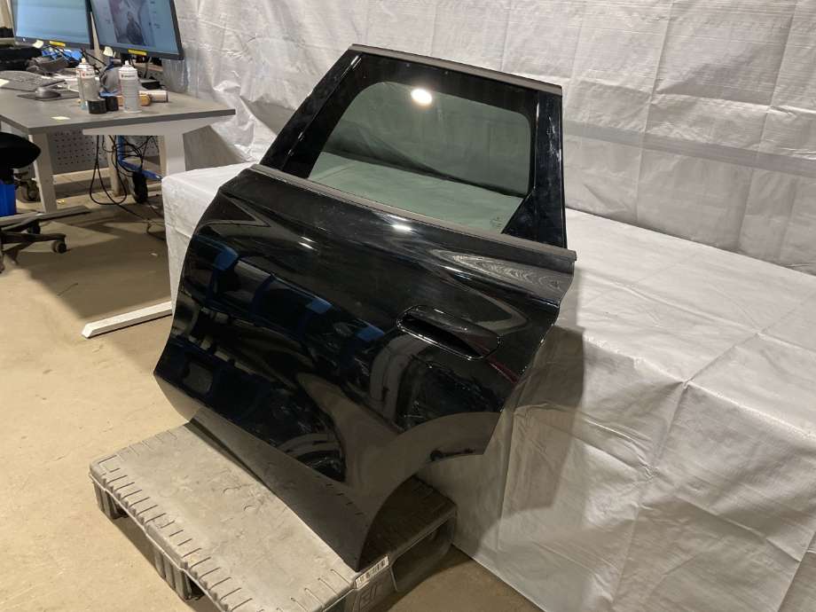 Dør venstre bak til VW ID.7 2023-->>  (VW ID.7 GTX STV 5D|14B 833 055 K|)
