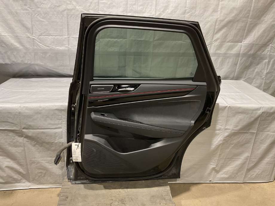 Dør høyre bak til VW ID.7 2023-->> (VW ID.7 GTX STV 5D|14B 833 056 K|)