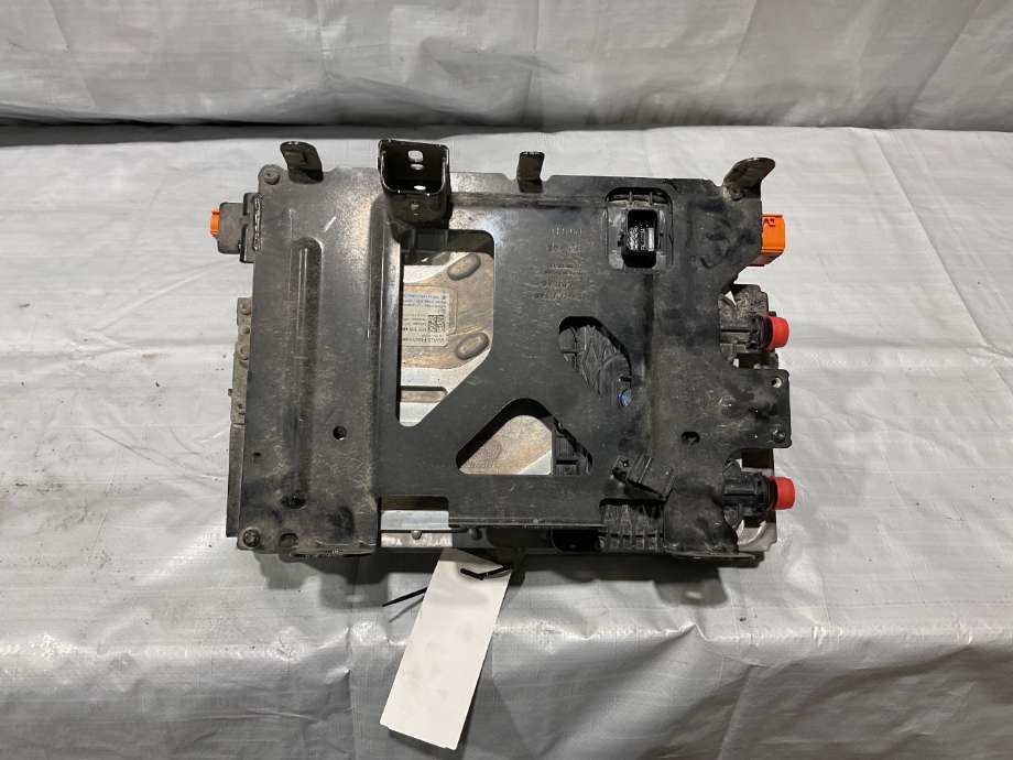 Batterilader (OBC - On Board Charger) til VW ID.7 2023-->>  (VW ID.7 GTX STV 5D|1EE 915 684 S||1EE 915 684 R)