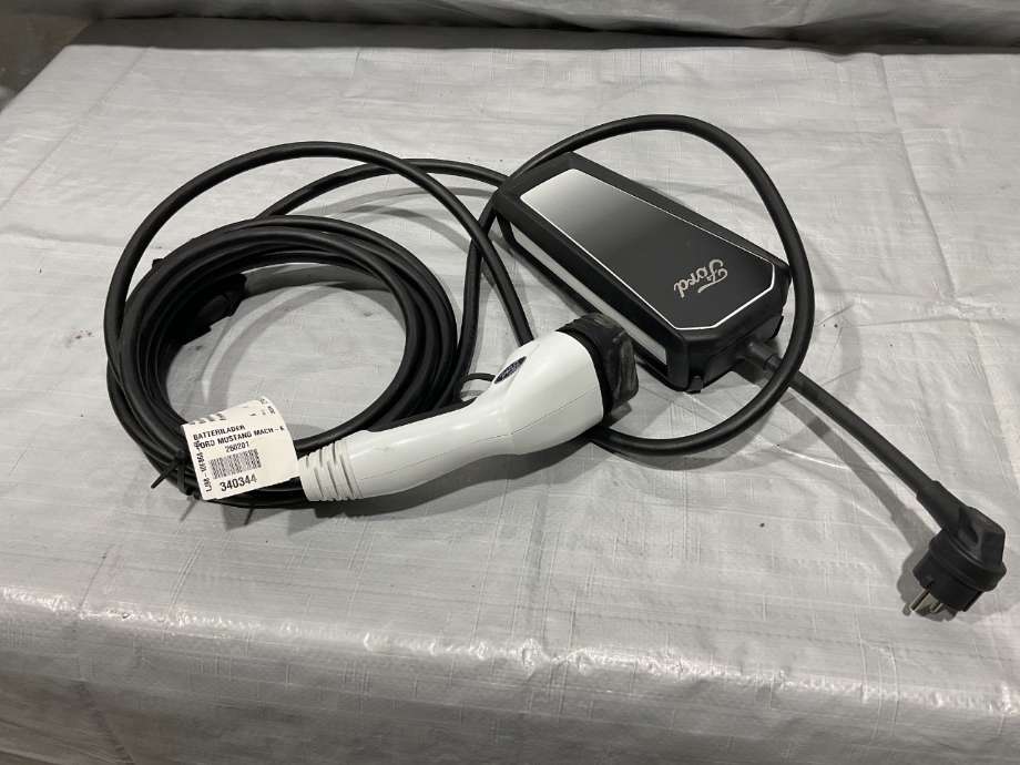Batterilader kabel til Ford Mustang Mach-e, 2020-->>  (FORD (US)|LJ98-10F868-CL)