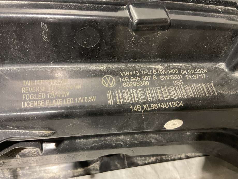 Diverse deler til VW ID.7 2023-->>  (VW ID.7 GTX STV 5D|14B 945 307 B|)