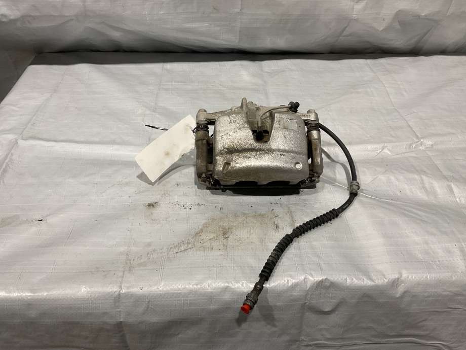 Bremsecaliper høyre foran til VW ID.7, 2023-->>  (VW ID.7 GTX STV 5D|1EA 615 124 B)