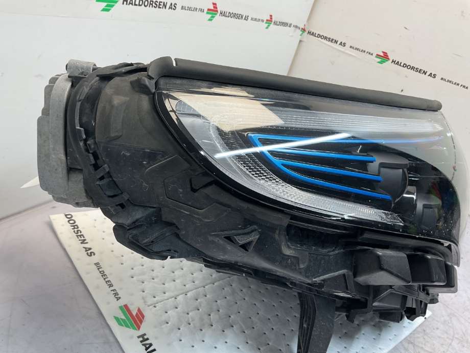 Frontlykt høyre halogen til Mercedes EQC 2019-->>  (MERCEDES|A 293 906 82 00|)