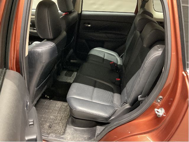 Sete bak til Mitsubishi Outlander, 2012-2015 (Type III, Fase 1)  (MITSUBISHI|)