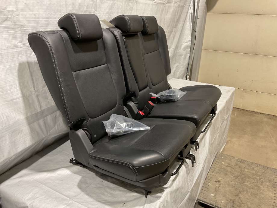 Sete bak til Mitsubishi Outlander 2012-2015 (Type III, Fase 1)  (MITSUBISHI|)