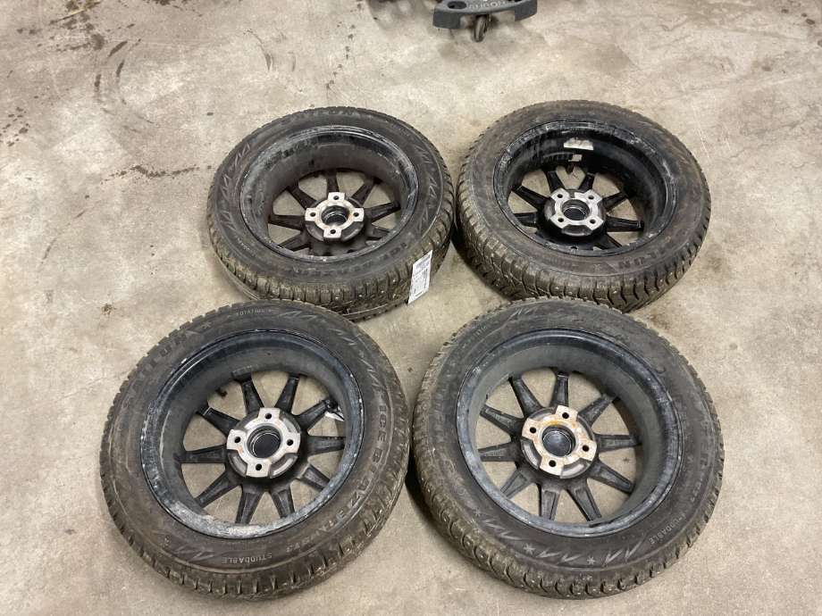 Hjulsett aluminium vinter til Mopedbil Ligier JS60 0-->>  (LIGIER JS60|155/65 R14|)