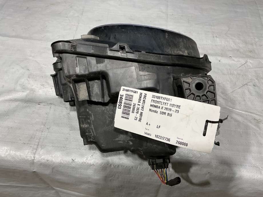 Frontlykt høyre halogen til Honda e 2020-->>  (HONDA|33100TYFG01|)