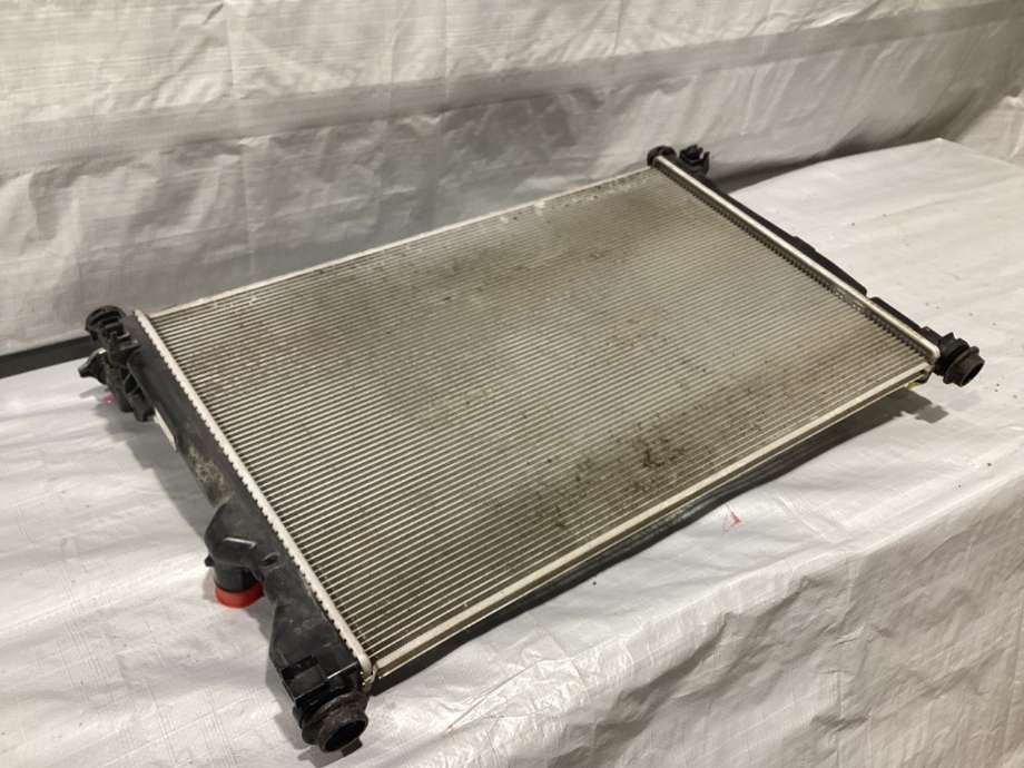 Radiator (automat gir) til Toyota RAV4 2019-->> (Type V)  (TOYOTA|1640025141|)