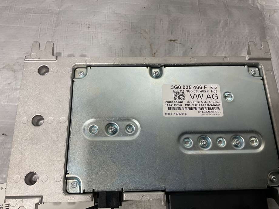 Bilstereo forsterker til VW ID.7 2023-->>  (VW ID.7 GTX STV 5D|3G0 035 466 F|)