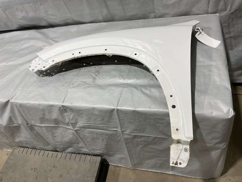 Skjerm venstre foran til Mazda CX-5 2012-2017 (Type I)  (MAZDA|KD5352211A|)