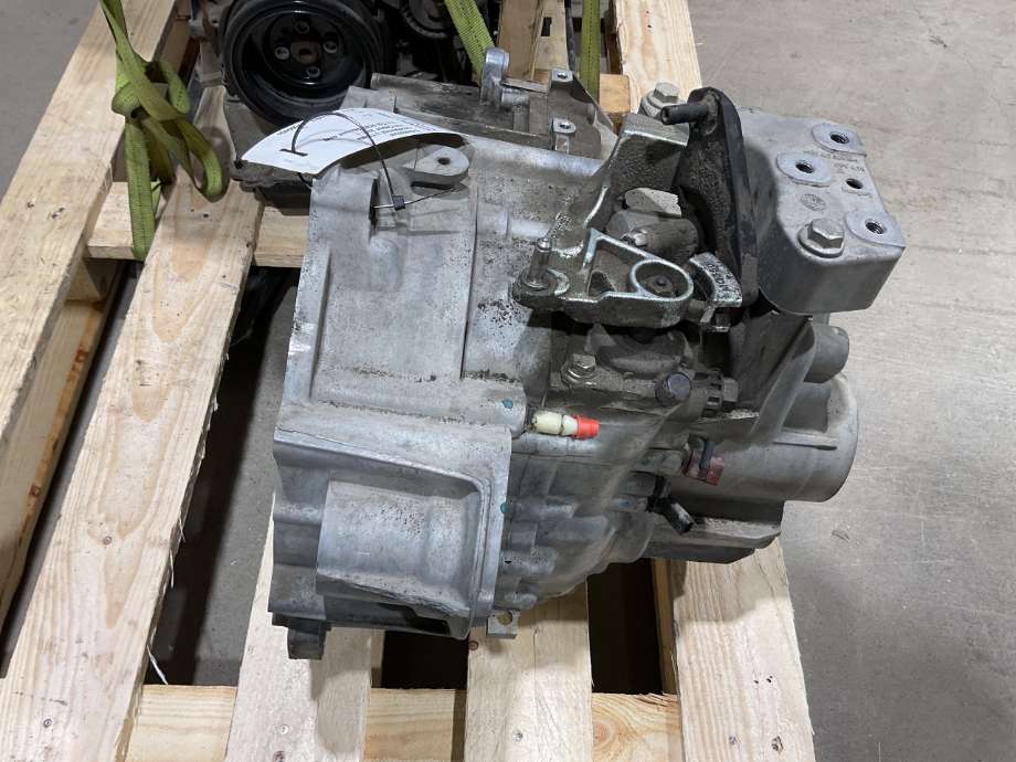Girkasse manuell 6-trinn til VW Caddy 2020-->> (Type IV)  (VOLKSWAGEN|02Q300058F|)