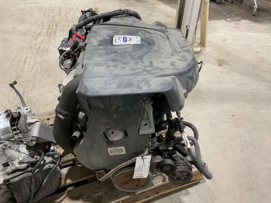 Motor diesel til Volvo XC70 2008-2013 (Type II, Fase 1)  (VOLVO|36050498|D5244T16|)