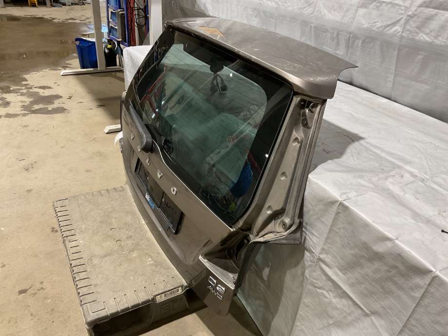 Bakluke til Volvo XC70 2008-2013 (Type II, Fase 1)  (VOLVO|39807944|)