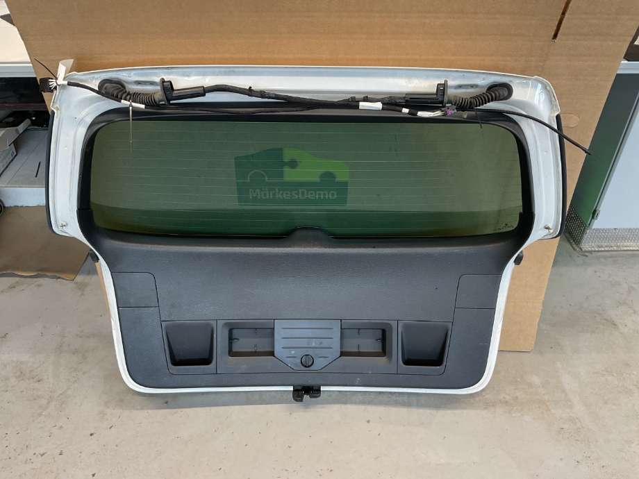 Bakluke til VW Passat 2011-2015 (B7) (B7) (VOLKSWAGEN|3AF 827 025 A|)