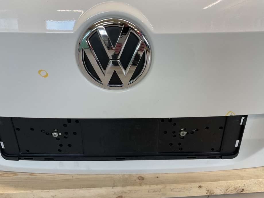 Bakluke til VW Passat 2011-2015 (B7) (B7) (VOLKSWAGEN|3AF 827 025 A|)
