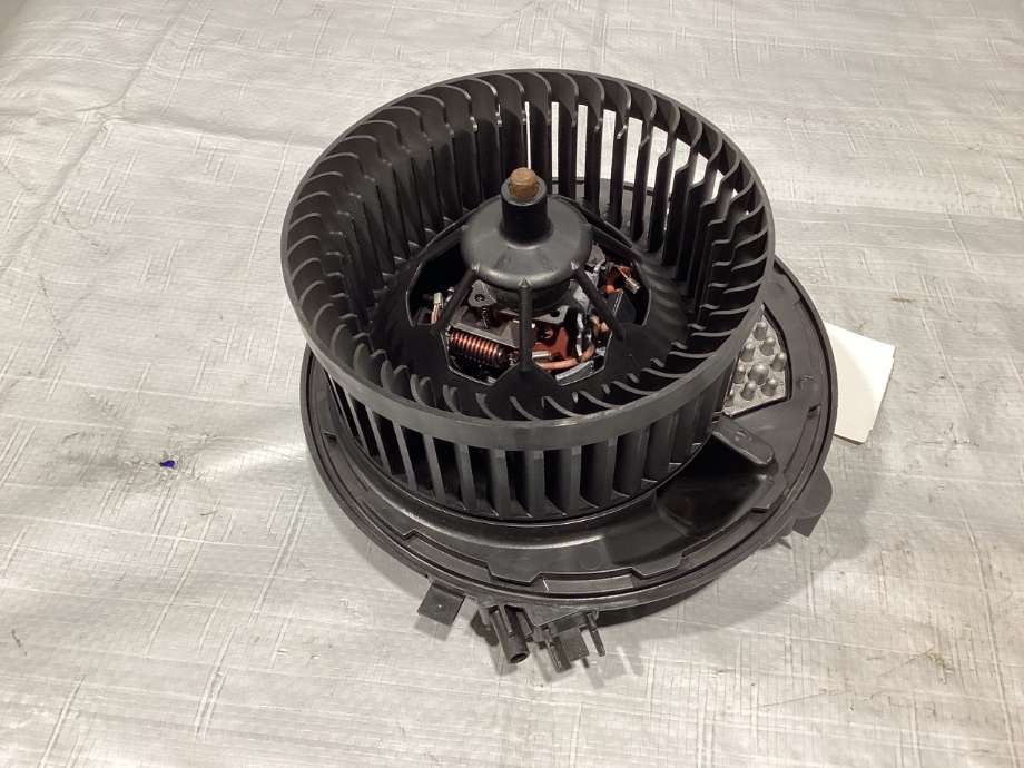 Varmeapparat motor til VW Caddy 2020-->> (Type IV)  (VOLKSWAGEN|5WB 819 015 A|)