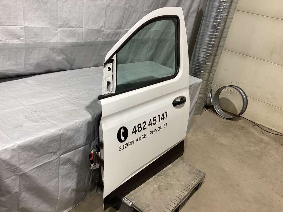 Dør venstre foran til VW Caddy 2020-->> (Type IV)  (VOLKSWAGEN|2K7 831 055 M|)