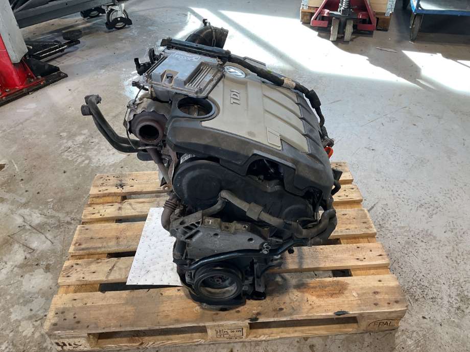 Motor diesel til VW Tiguan 2007-2011 (Type I, Fase 1) (VOLKSWAGEN|03L 100 090 D|2.0 TDI CBAB|)