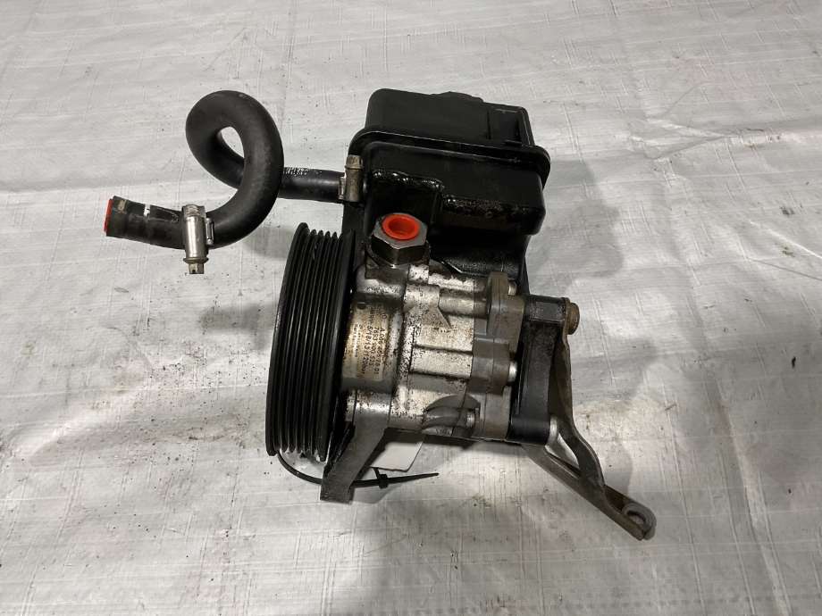 Servo pumpe mekanisk til Mercedes Vito/Viano 2010-2014 (Fase 2) (W639) (W639) (MERCEDES|A 006 466 78 01|)