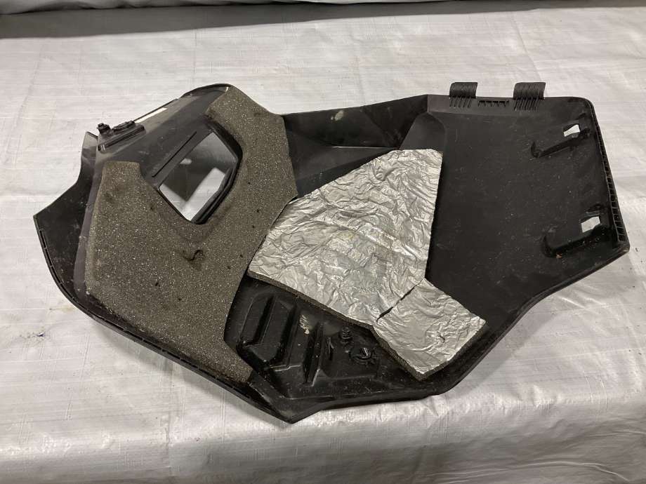 MC, Kåpe, høyre til Snøscooter Lynx øvrige 0-->> (LYNX SHREDDER D|517307876|850TR|SHREDDER)