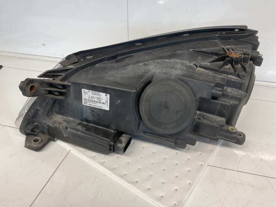 Frontlykt høyre halogen til VW Tiguan 2007-2011 (Type I, Fase 1)  (VOLKSWAGEN|5N1 941 040 R|MED STYREENHETER|)